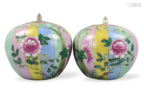 Pair of Chinese Famille Rose Covered Jar, 19th C.