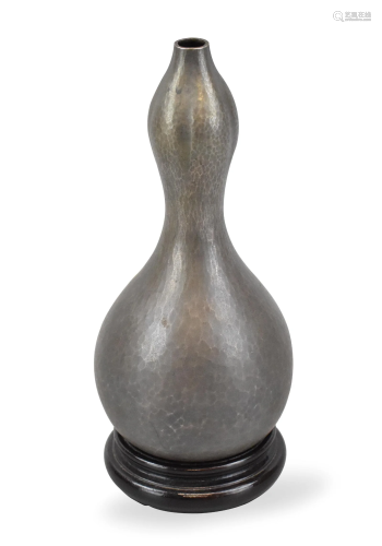 Japanese Silver Gourd Vase, Meiji Period
