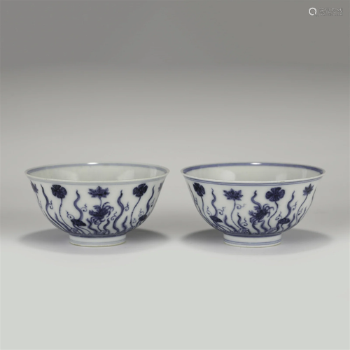 PAIR MING CHENGHUA BLUE & WHITE BOWLS