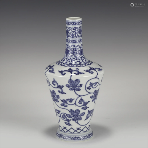 QING YONGZHENG BLUE & WHITE BOTTLE VASE