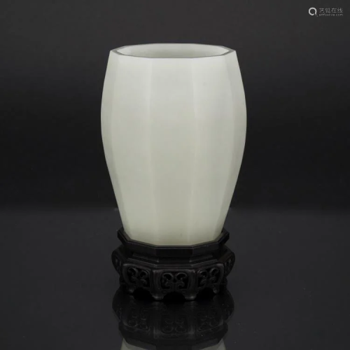 CARVED WHITE JADE BRUSH POT ON STAND