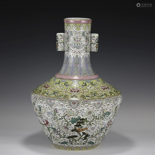 QING QIANLONG FAMILLE ROSE DOUBLE - EARED VASE