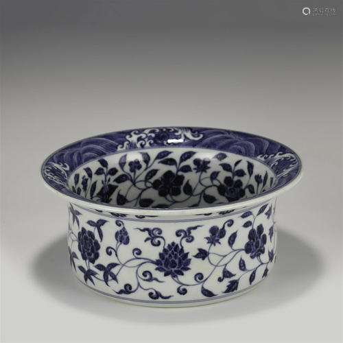 MING YONGLE BLUE & WHITE PORCELAIN BUCKET