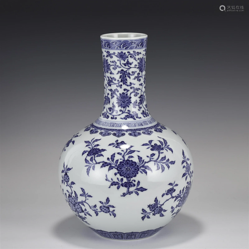 QING QIANLONG BLUE & WHITE CELESTIAL VASE