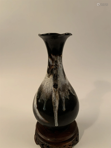 Chinese Jizhou Kiln Porcelain Vase