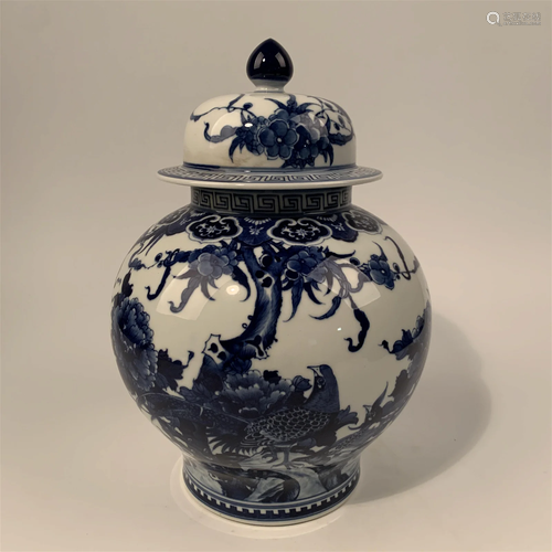 Chinese Blue and White Biads Jar