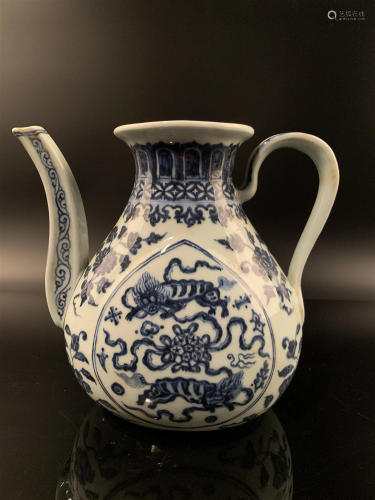 Chinese Blue and White Porcelain Fudog Pitcher