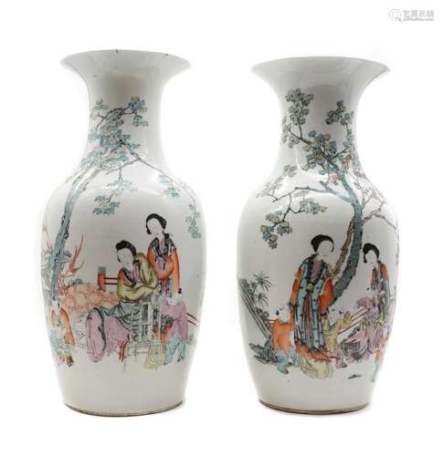 A pair of Chinese qianjiang enamelled vases,