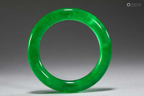 Jade bracelet of Qing Dynasty