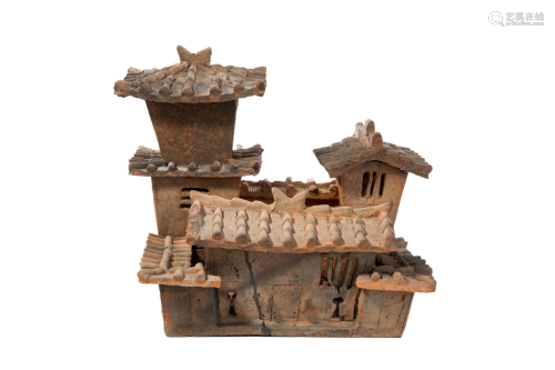 CHINESE EARTHENWARE HOUSE & COURTYARD MODEL