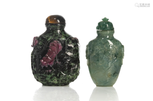 TWO CHINESE GREEN STONE AND JADEITE SNUFF BOTTLES