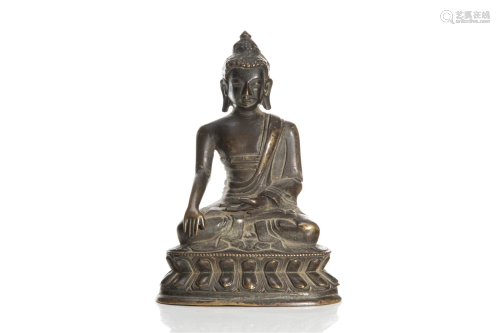 SMALL SEATED BRONZE BUDDHA ON LOTUS BASE