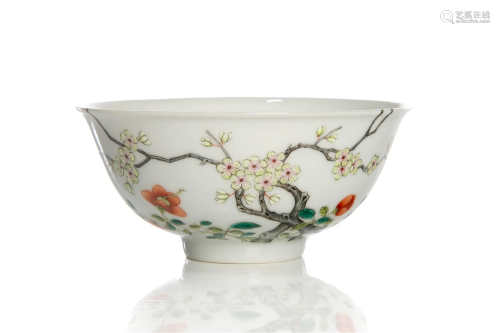 CHINESE XUANTONG MARK FAMILLE ROSE PORCELAIN BOWL