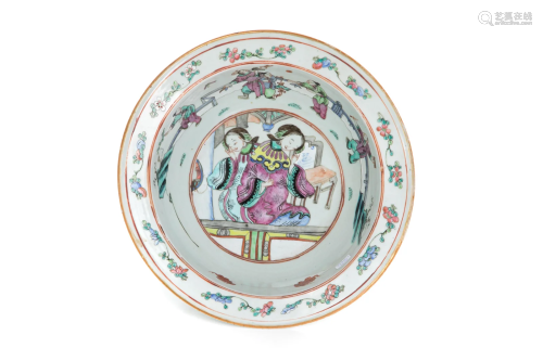 CHINESE FAMILLE ROSE FIGURAL PORCELAIN BOWL