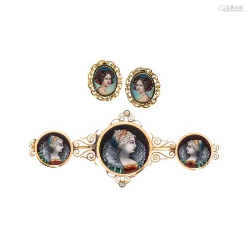 COLLECTION OF YELLOW GOLD AND PORTRAIT JEWELRY