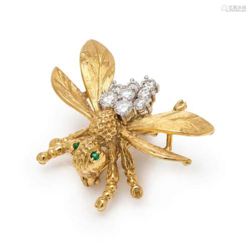 YELLOW GOLD AND DIAMOND BEE BROOCH