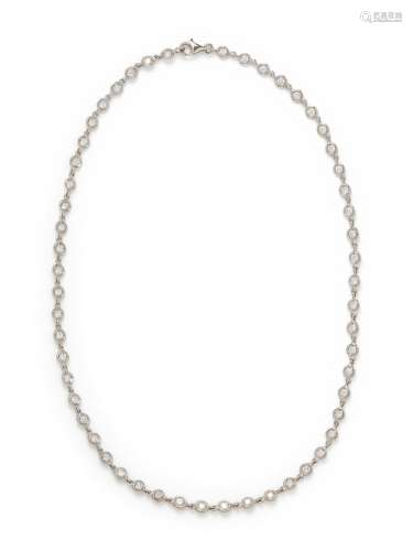 WHITE GOLD AND DIAMOND NECKLACE