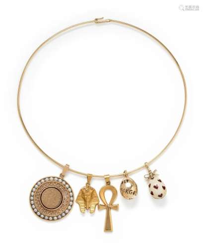 YELLOW GOLD COLLAR NECKLACE AND CHARMS