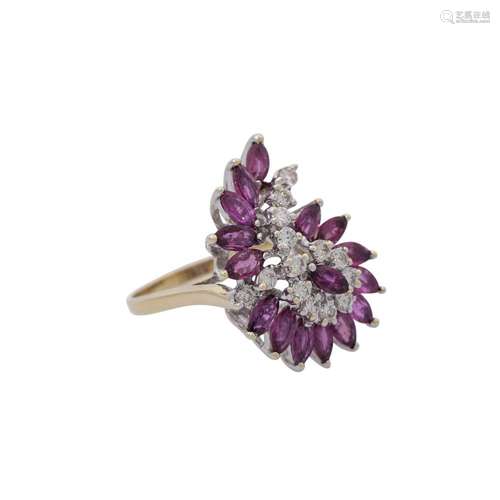 Ring mit Rubinnavettes und Brillanten von zus. ca. 0,5 ct,