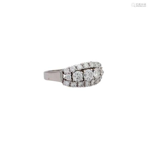 Ring mit Brillanten zus. ca. 1,38 ct,