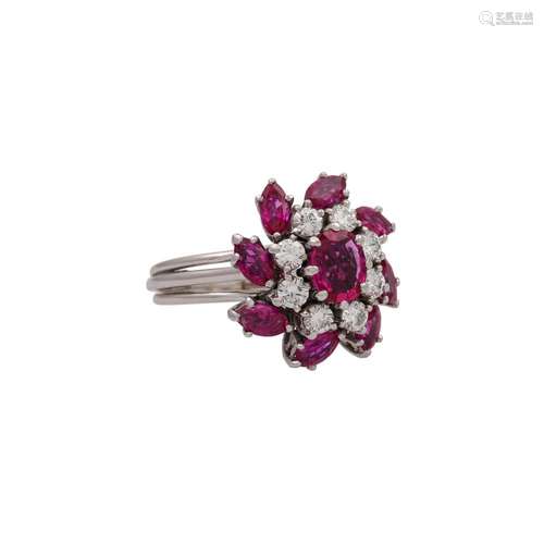 Ring mit feinen Rubinen und 8 Brillanten von zus. ca. 0,6 ct...