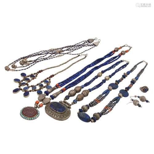 Konvolut ethnographischer Schmuck,