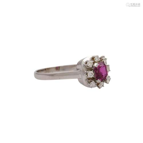 Ring mit antik facettiertem Rubin ca. 1 ct und Brillanten, z...