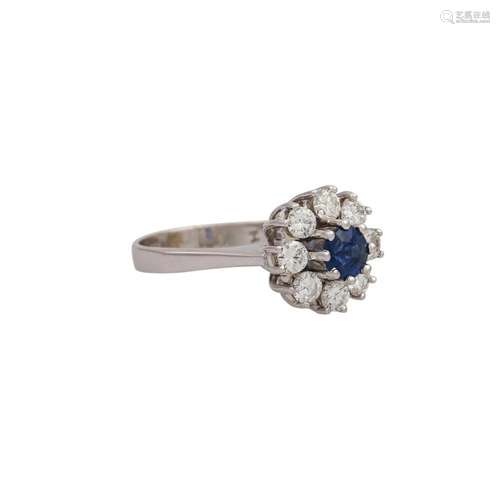 Ring mit Saphir ca. 0,6 ct entouriert von 8 Brillanten zus. ...