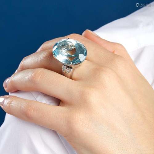 IMPORTANTE BAGUE AIGUE-MARINE A aquamarine, diamonds and 18K...