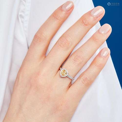 BAGUE DIAMANT FANCY INTENSE ORANGE YELLOW A 0,99 carat Fancy...