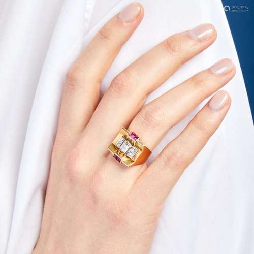 ANNEES 1940 BAGUE TANK DIAMANTS A diamonds, red imitation st...