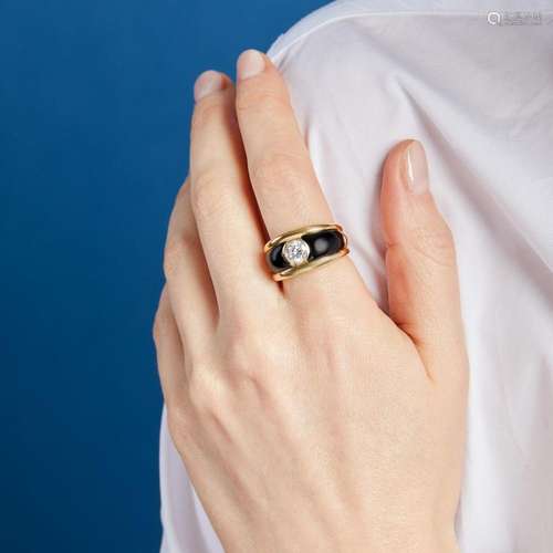 VAN CLEEF & ARPELS - ANNEES 1990 BAGUE JONC DIAMANT ONYX...