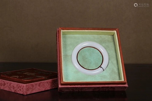 A Hetian Jade Bangle