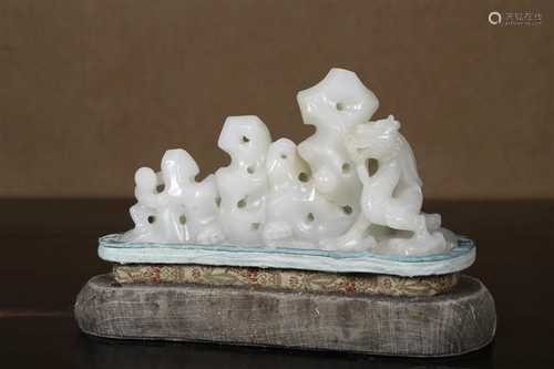 A Hetian Jade 'Dragon' Paperweight