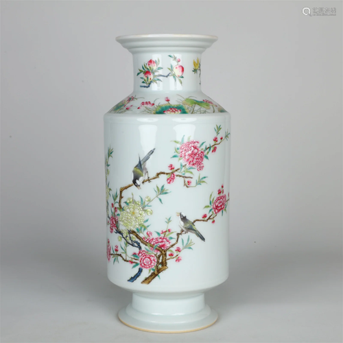 A Famillie-Rose 'Flower& Bird' Mallet Vase