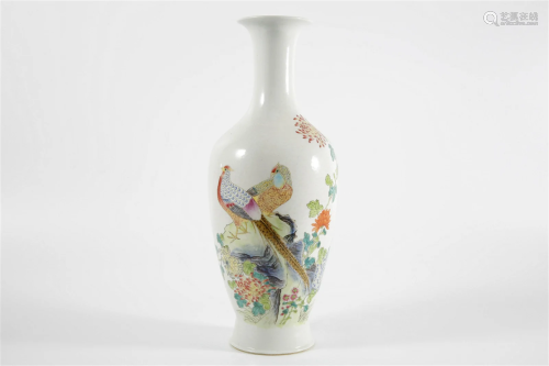 Famille Rose Vase with Flowers and Birds Design