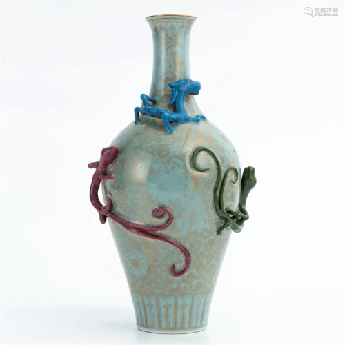 Sky Blue Glazed Olive-shaped Vase with Gold Outlining and CH...