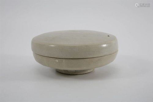 Celadon and White Glazed Powder Box with Children Playing De...