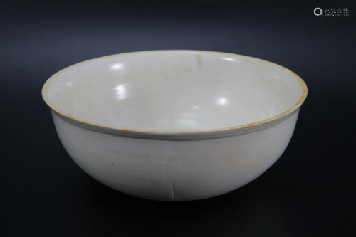 Ding Kiln White Glazed Carved Bowl