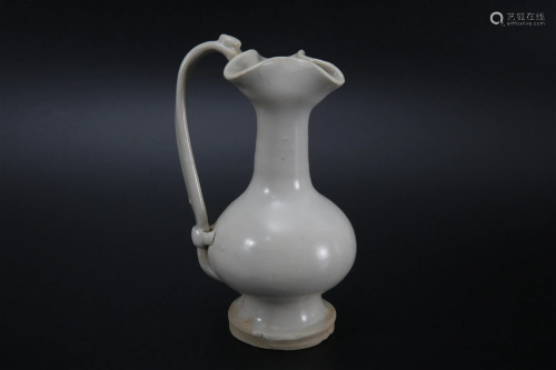 Xing Kiln Kettle with Floral Design