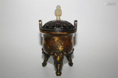 DING-shaped Censer with Elephant-shaped Legs and Snowflake G...