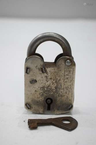 India Lock and Key Old Hand Fordged Metal Padlock Key