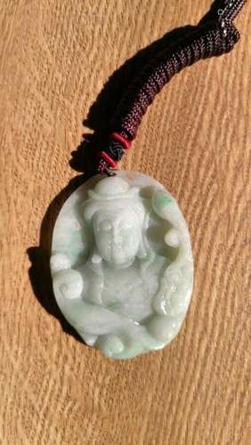 Vintage Chinese carved jade pendant  34.8 gram Guanyin