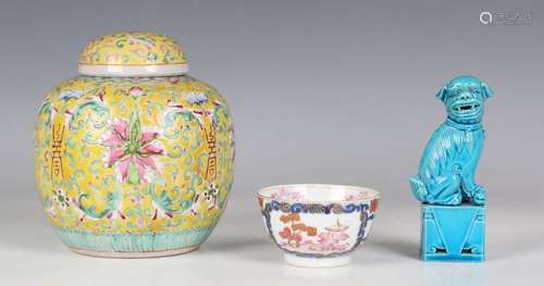 A small collection of Chinese porcelain and works of art, 18...