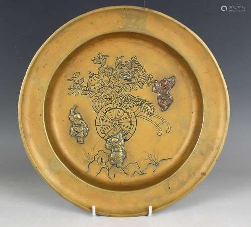 A Japanese mixed metal circular dish, Meiji period, decorate...