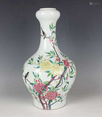 A Chinese famille rose porcelain bottle vase, mark of Yongzh...