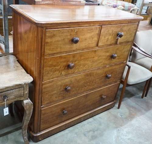 A Victorian mahogany chest of drawers, width 122cm, depth 55...