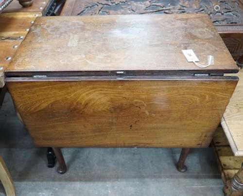 A George III mahogany single drop leaf pad foot table, width...