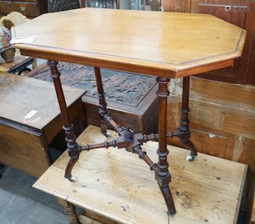 A late Victorian octagonal centre table, width 81cm, depth 4...