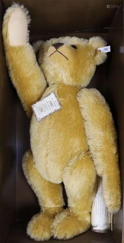 A limited edition British Collectors Teddy Bear, cert./box 1...